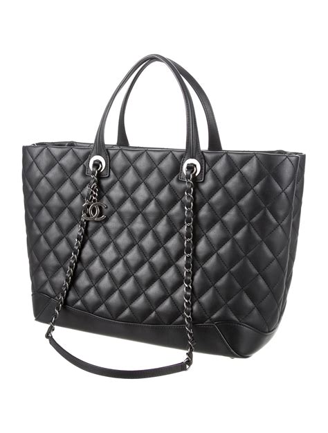 chanel 2017 quilted bag large easy shopping tote brand new|large black chanel tote bag.